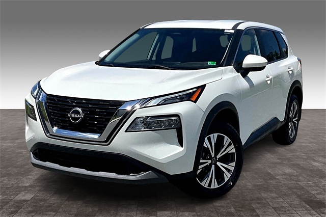 2023 Pearl White Tricoat Nissan Rogue SV AWD SUV