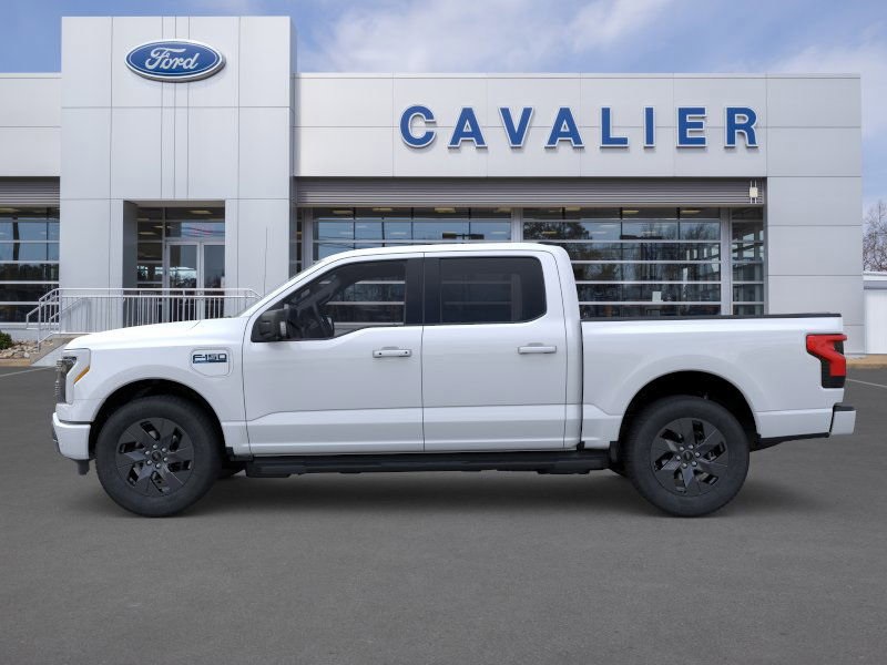 2025 Ford F-150 Lightning photo 3