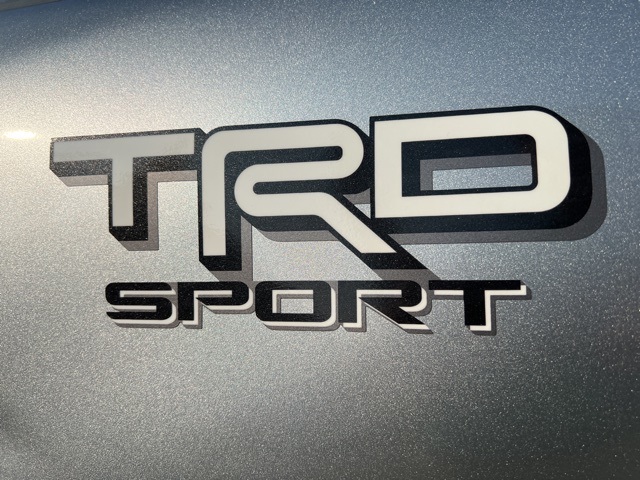 2025 Toyota Tacoma TRD Sport Double Cab photo 4