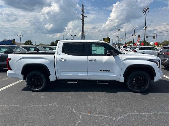 2026 Toyota Tundra SR5 CrewMax photo 2