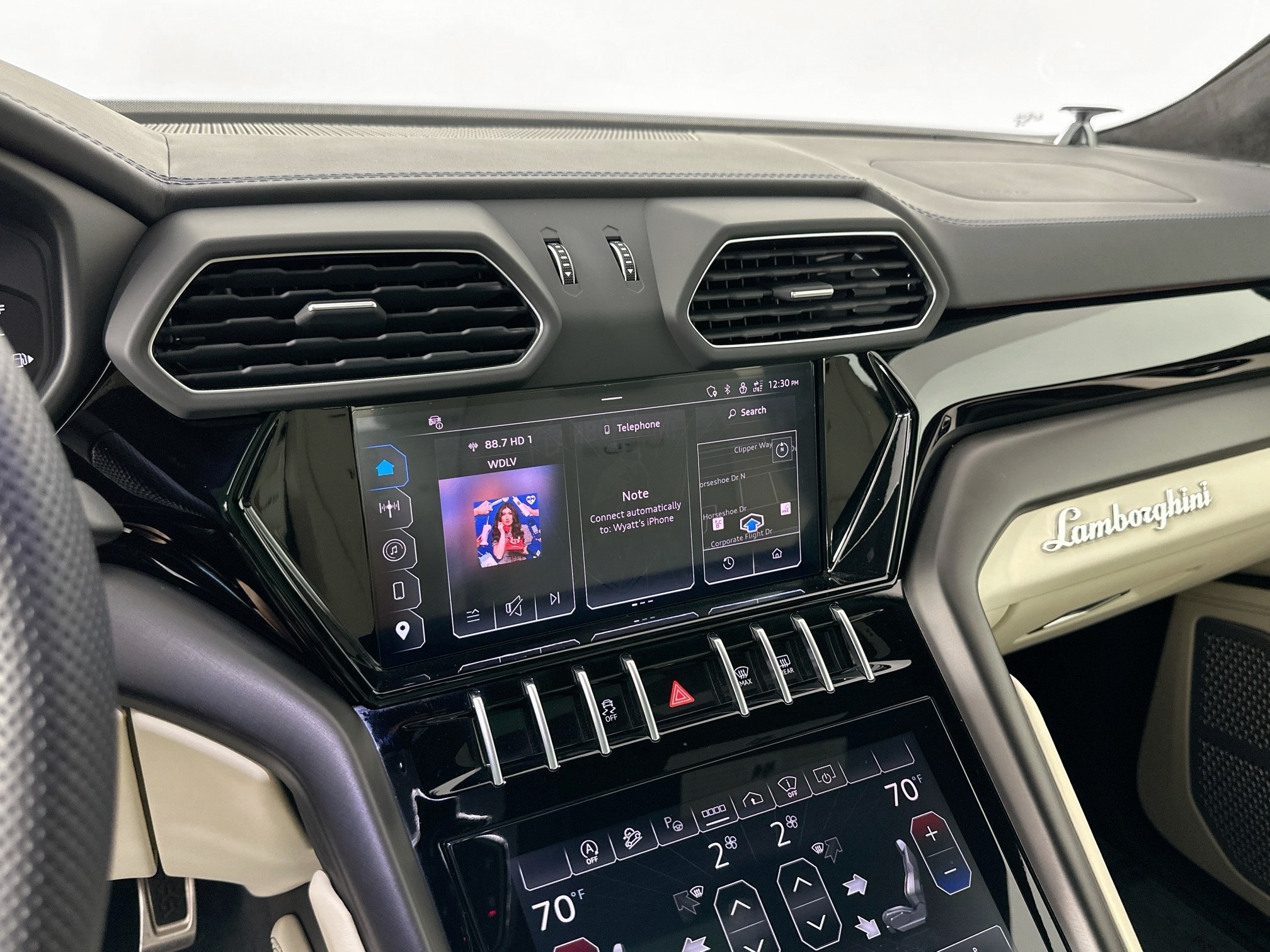 used 2023 Lamborghini Urus car, priced at $264,995