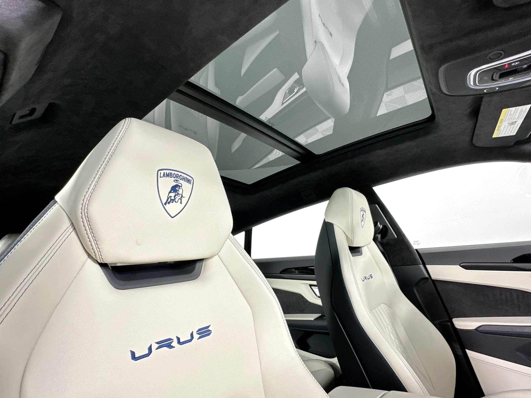 used 2023 Lamborghini Urus car, priced at $264,995