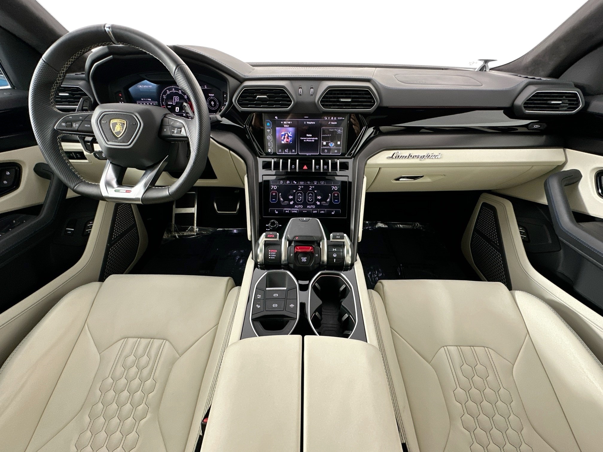 used 2023 Lamborghini Urus car, priced at $264,995