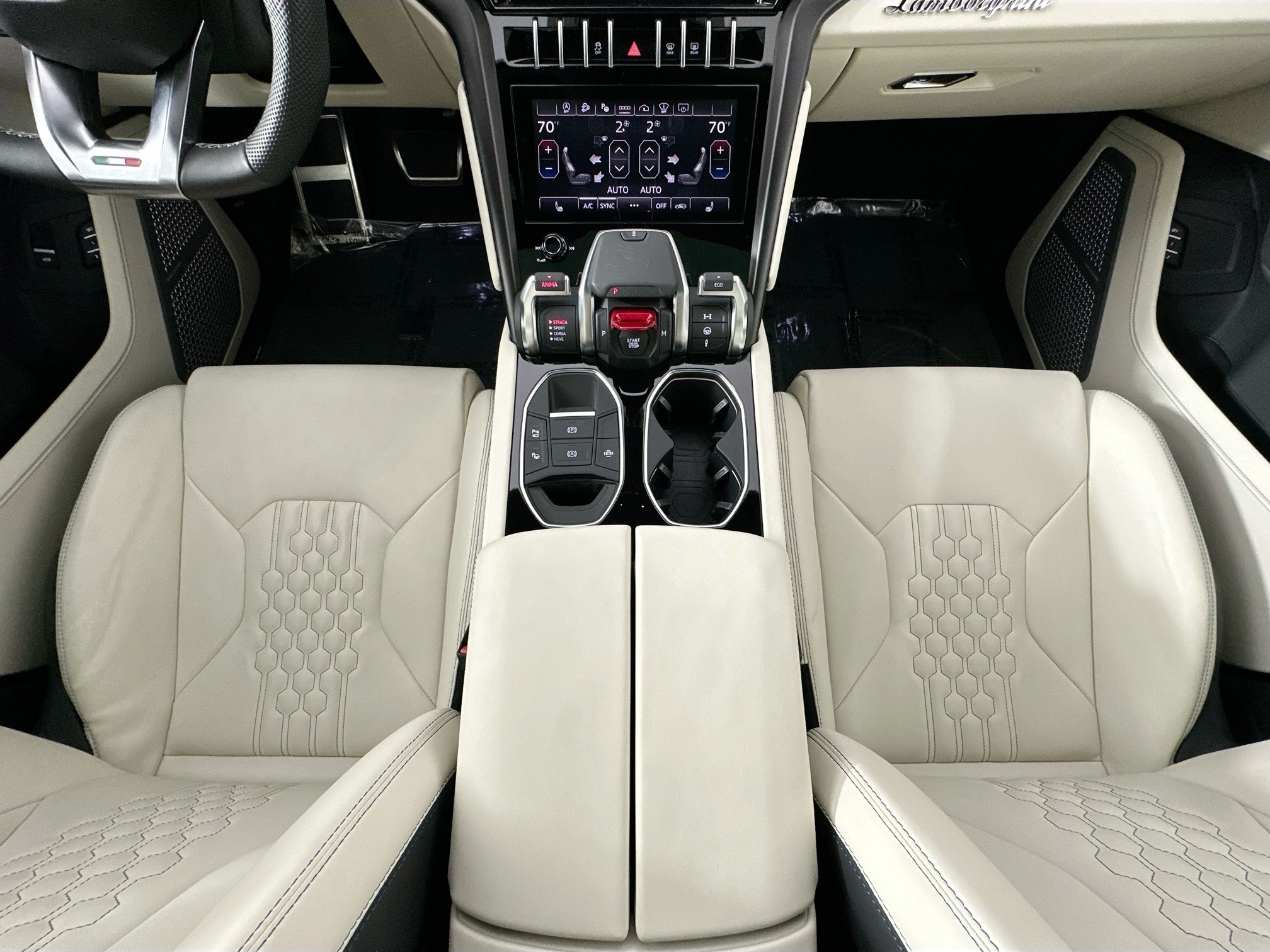 used 2023 Lamborghini Urus car, priced at $264,995