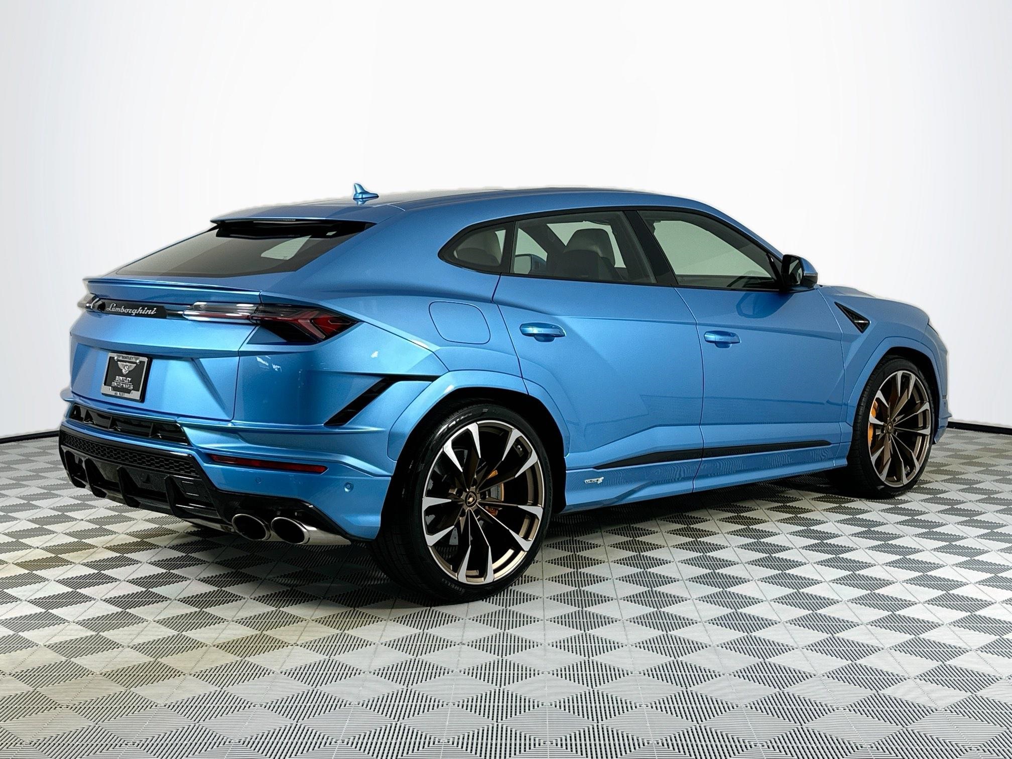 used 2023 Lamborghini Urus car, priced at $264,995