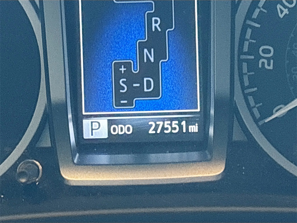 2023 Toyota Tacoma Trail Edition photo 12