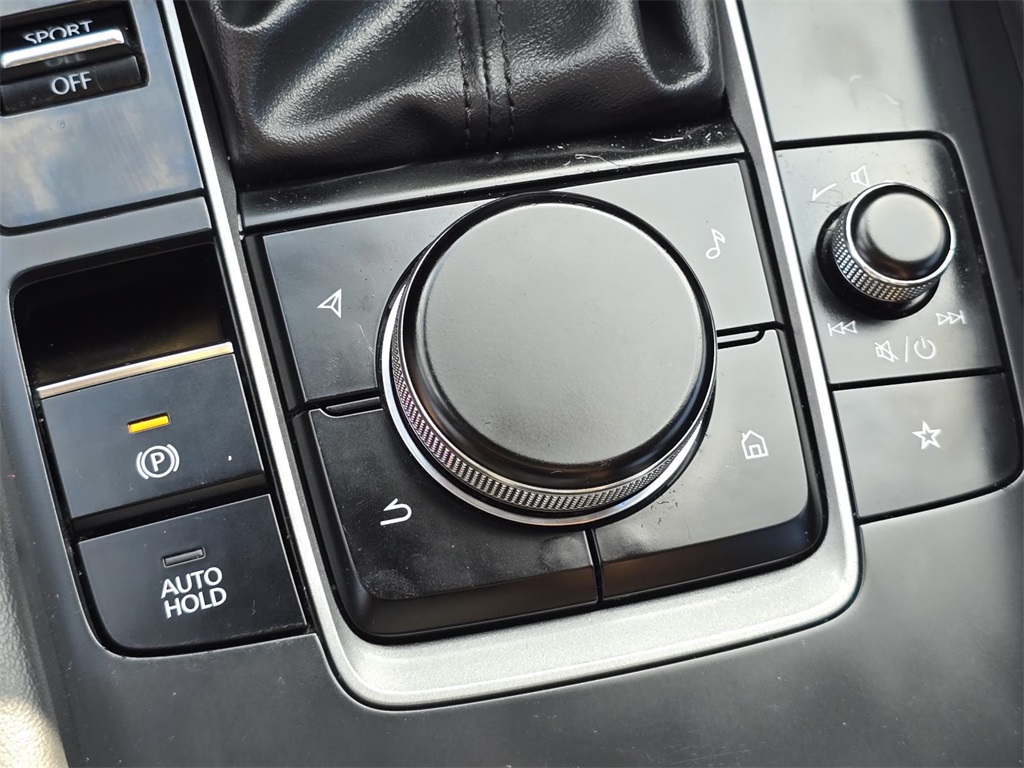 2021 Mazda Mazda3 Select photo 4