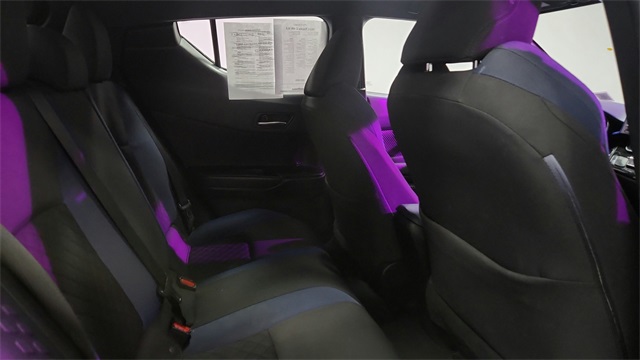 2021 Toyota C-HR XLE FWD 2021 Toyota C-HR XLE FWD