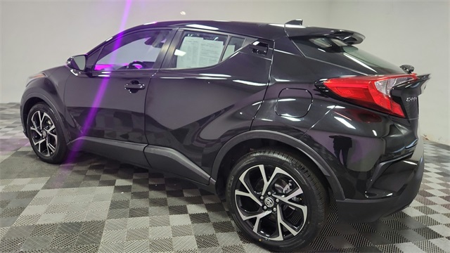 2021 Toyota C-HR XLE FWD 2021 Toyota C-HR XLE FWD