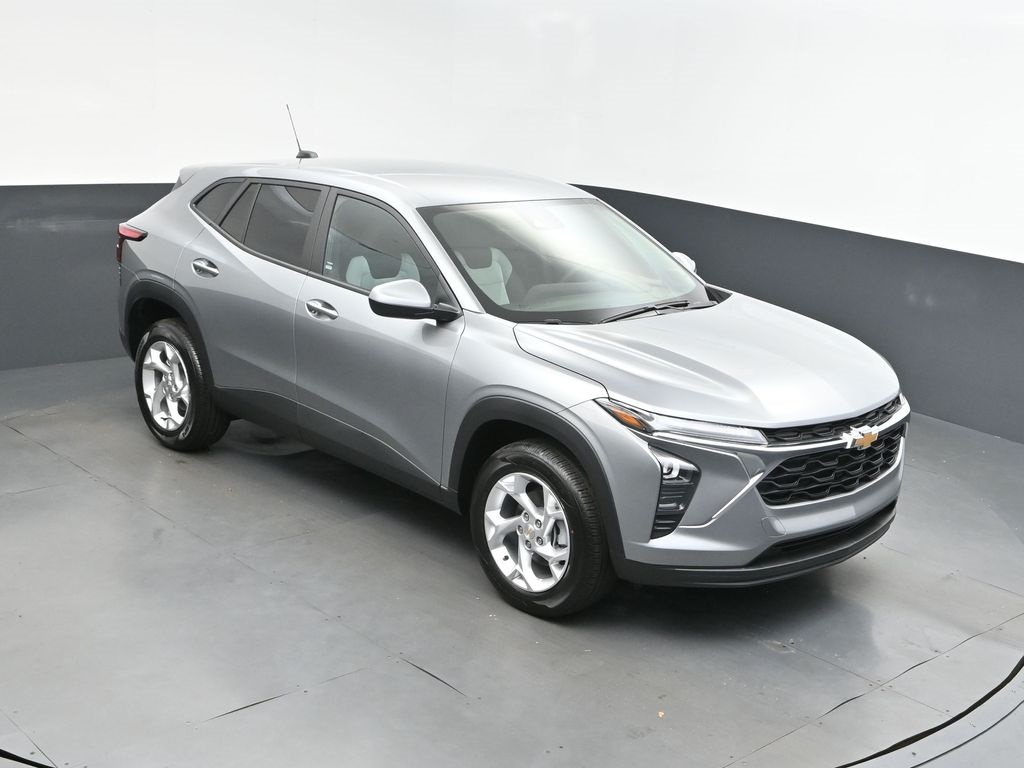 2025 Sterling Chevrolet Trax LS SUV
