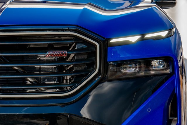 New 2025 Blue BMW  image 3