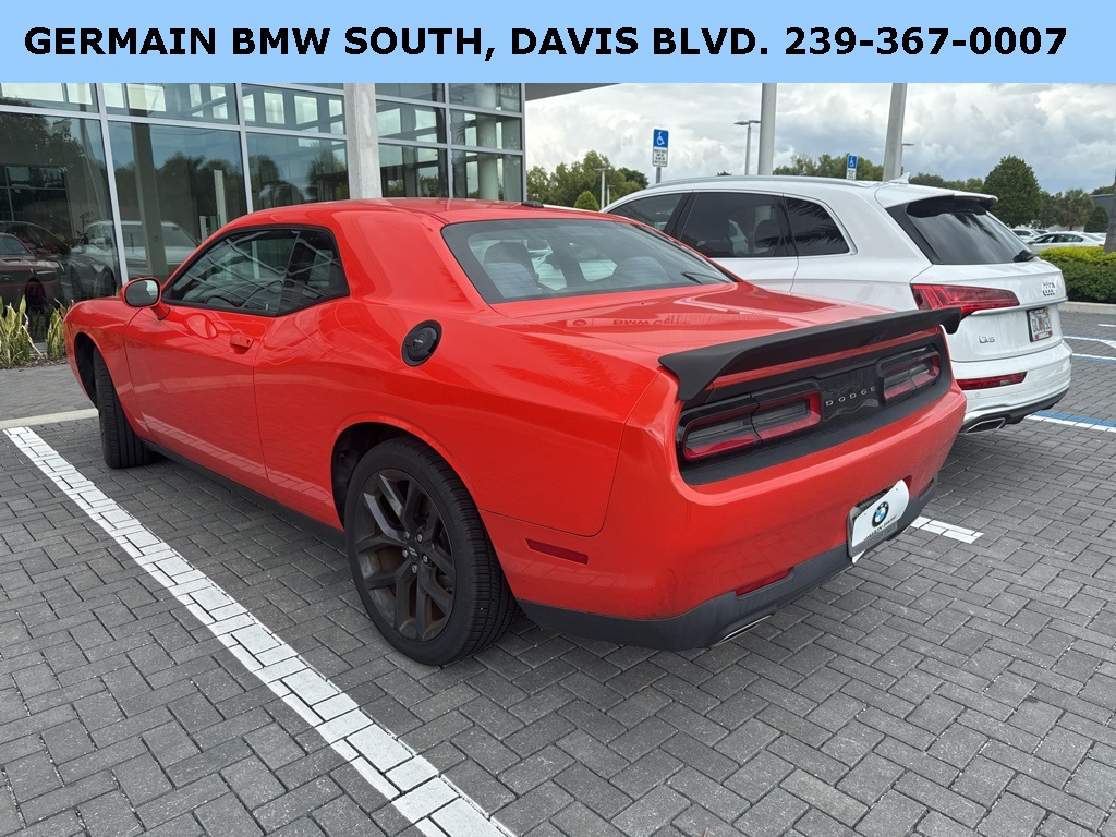 2019 Dodge Challenger SXT photo 12