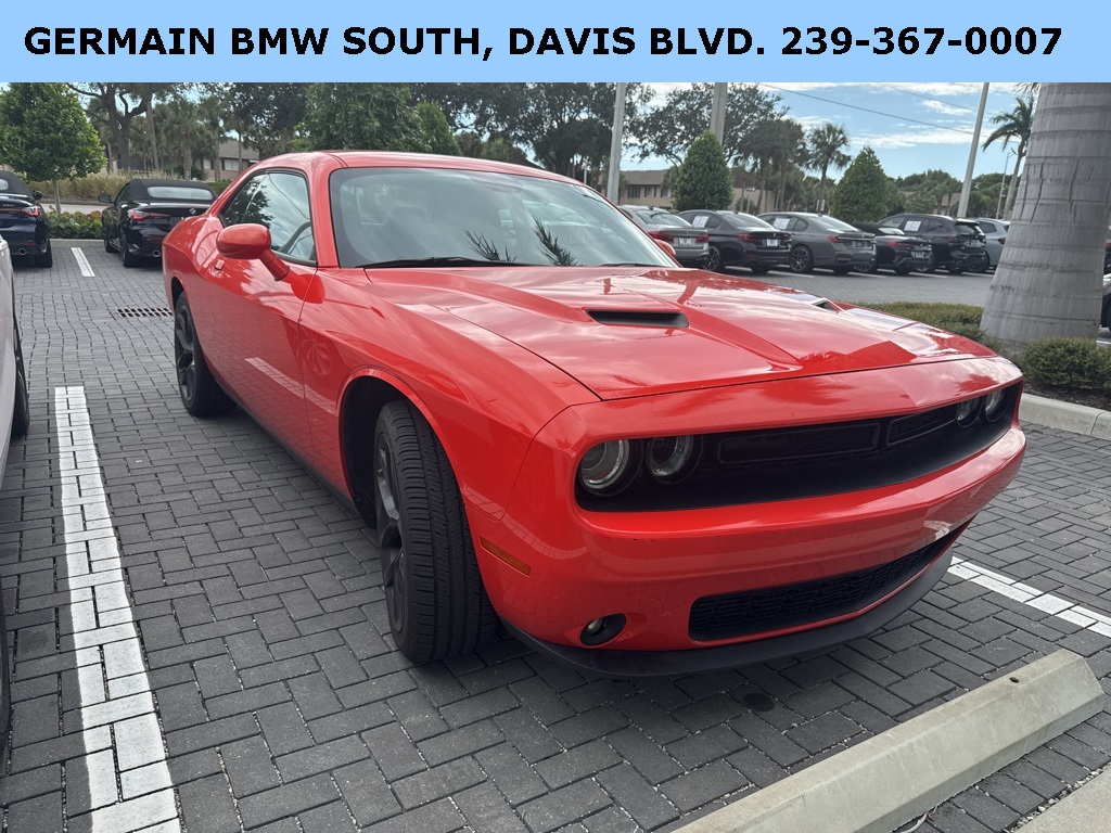 2019 Dodge Challenger SXT photo 15