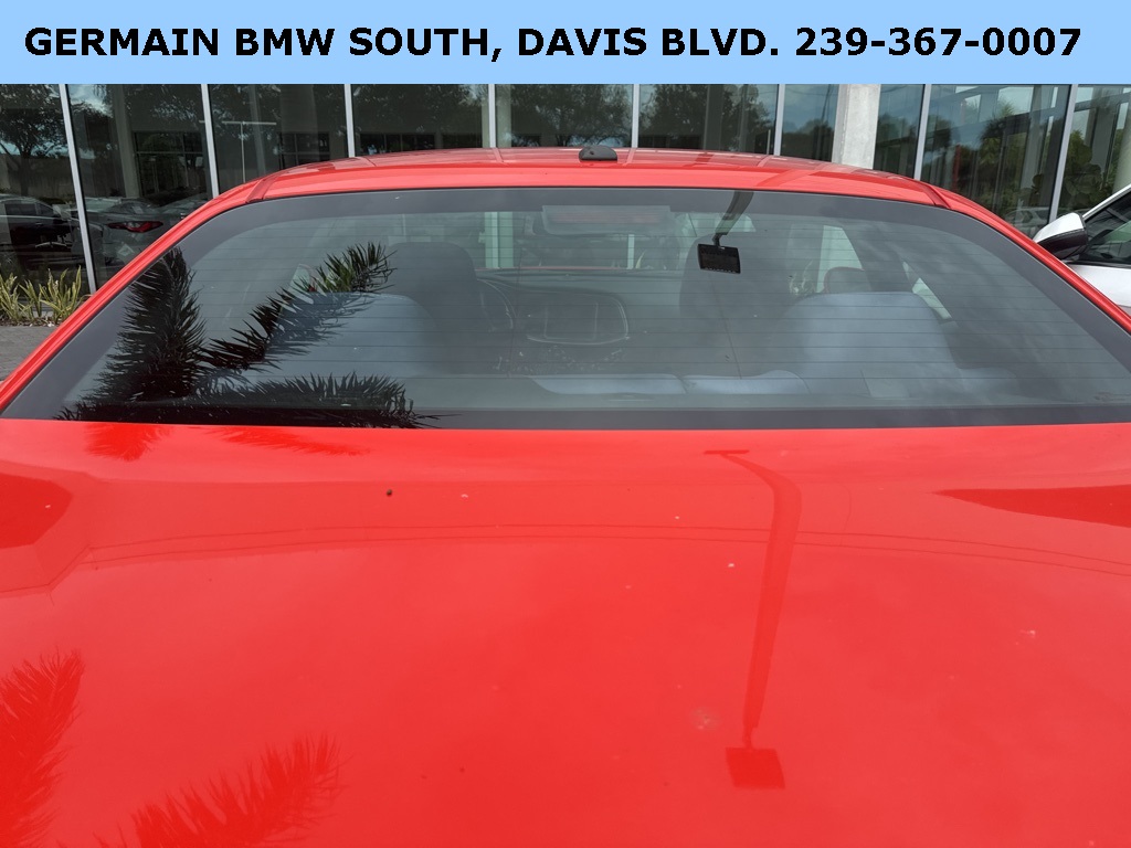 2019 Dodge Challenger SXT photo 16