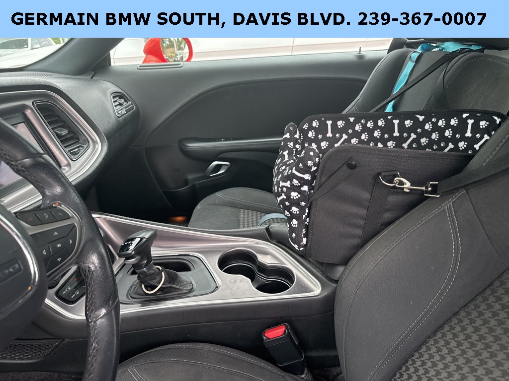 2019 Dodge Challenger SXT photo 17