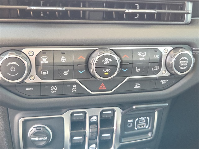 2025 Jeep Gladiator Sport photo 19