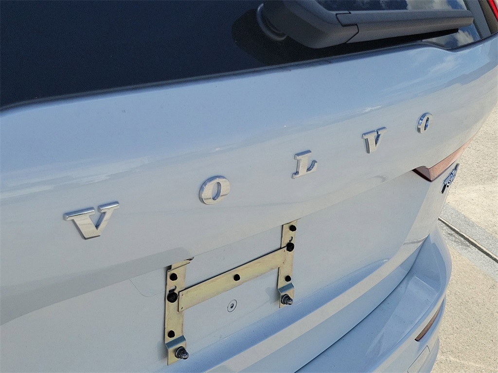 new 2026 Volvo XC60 Plug-In Hybrid car, priced at $60,745