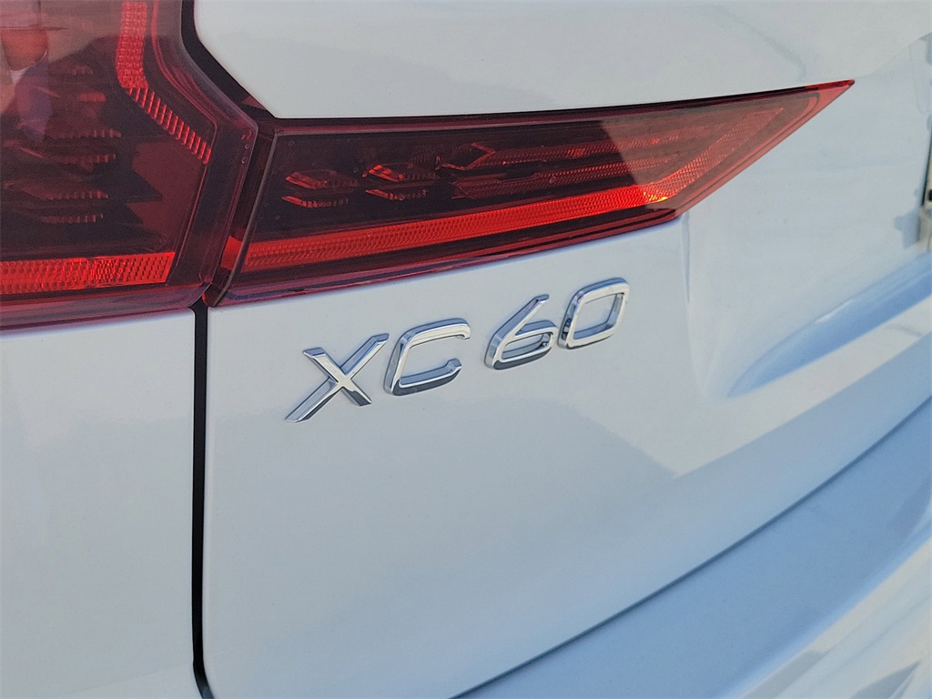 new 2026 Volvo XC60 Plug-In Hybrid car, priced at $60,745