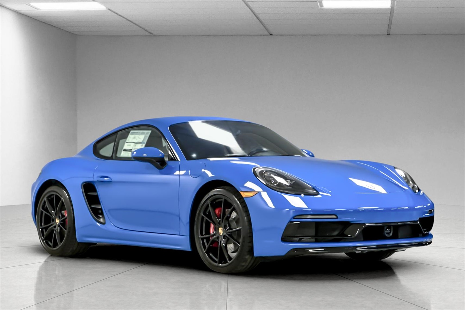 2025 Porsche Cayman S photo 10