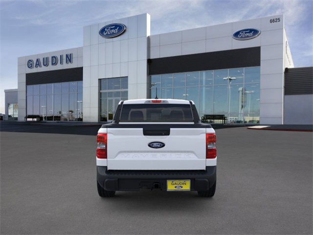 New 2025 Ford Maverick XLT 4D Crew Cab