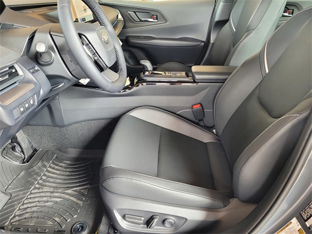 2026 Toyota Prius XLE photo 8