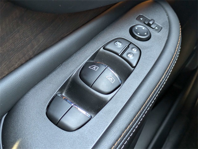 2022 Nissan Murano Platinum photo 25