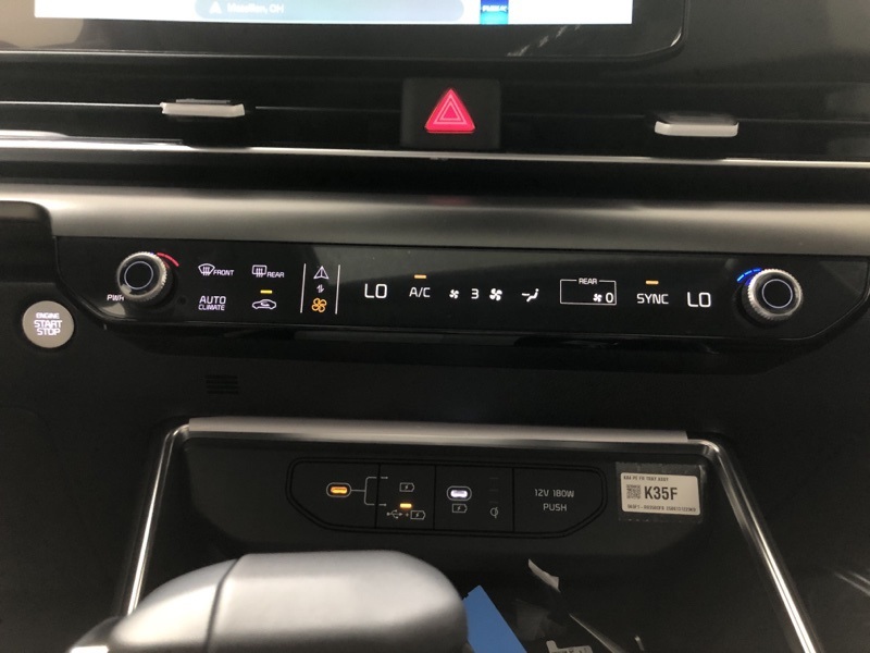 2026 Kia Carnival SX Prestige photo 32