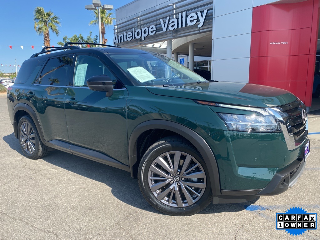 2023 Nissan Pathfinder SL