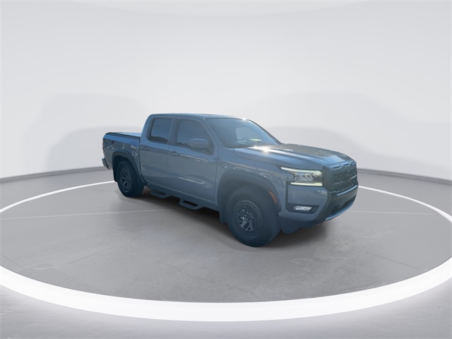 2025 Nissan Frontier PRO-X's photo