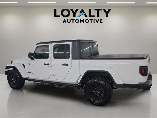 2022 Jeep Gladiator Willys photo 3