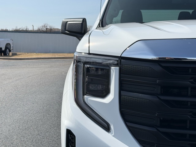 used 2025 GMC Sierra 1500 car, priced at $39,890