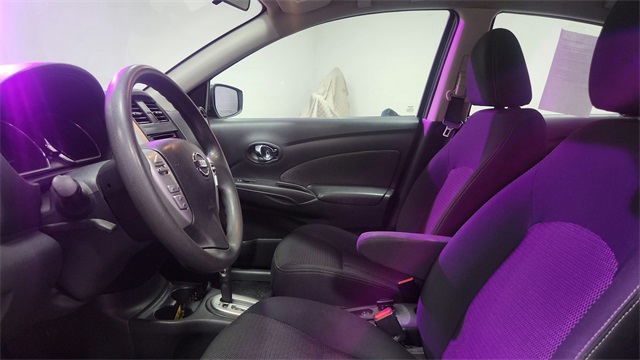 2016 Nissan Versa 1.6 SV FWD 2016 Nissan Versa 1.6 SV FWD