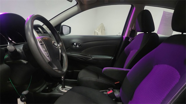 2016 Nissan Versa 1.6 SV FWD 2016 Nissan Versa 1.6 SV FWD