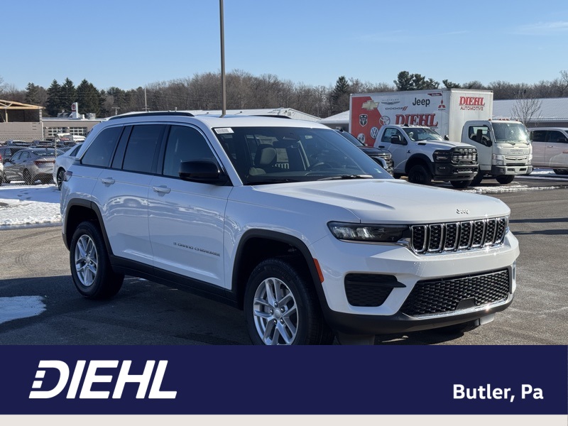 2025 Jeep Grand Cherokee Laredo's photo