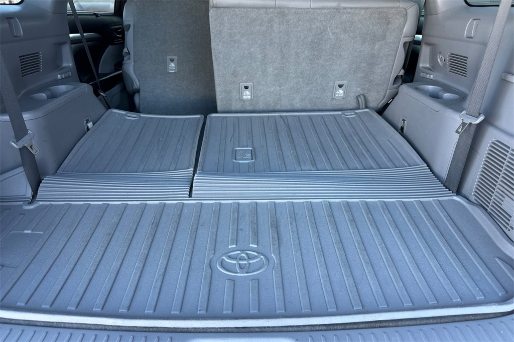 used 2017 Toyota Highlander car, priced at $22,921