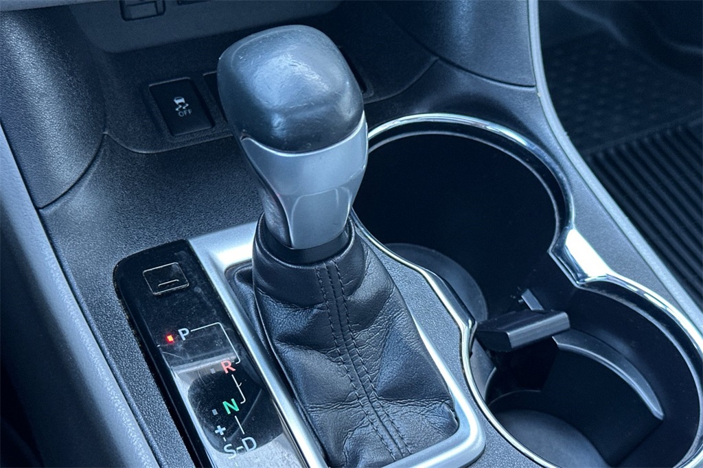 used 2017 Toyota Highlander car, priced at $22,921