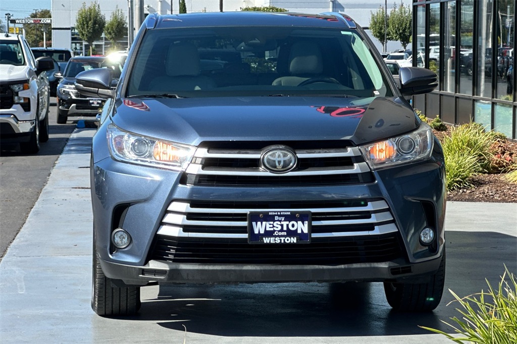 used 2017 Toyota Highlander car, priced at $22,921