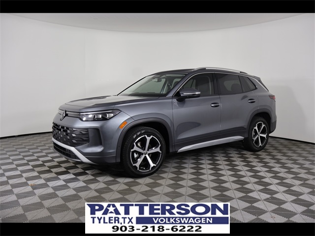 2025 Volkswagen Tiguan SE's photo