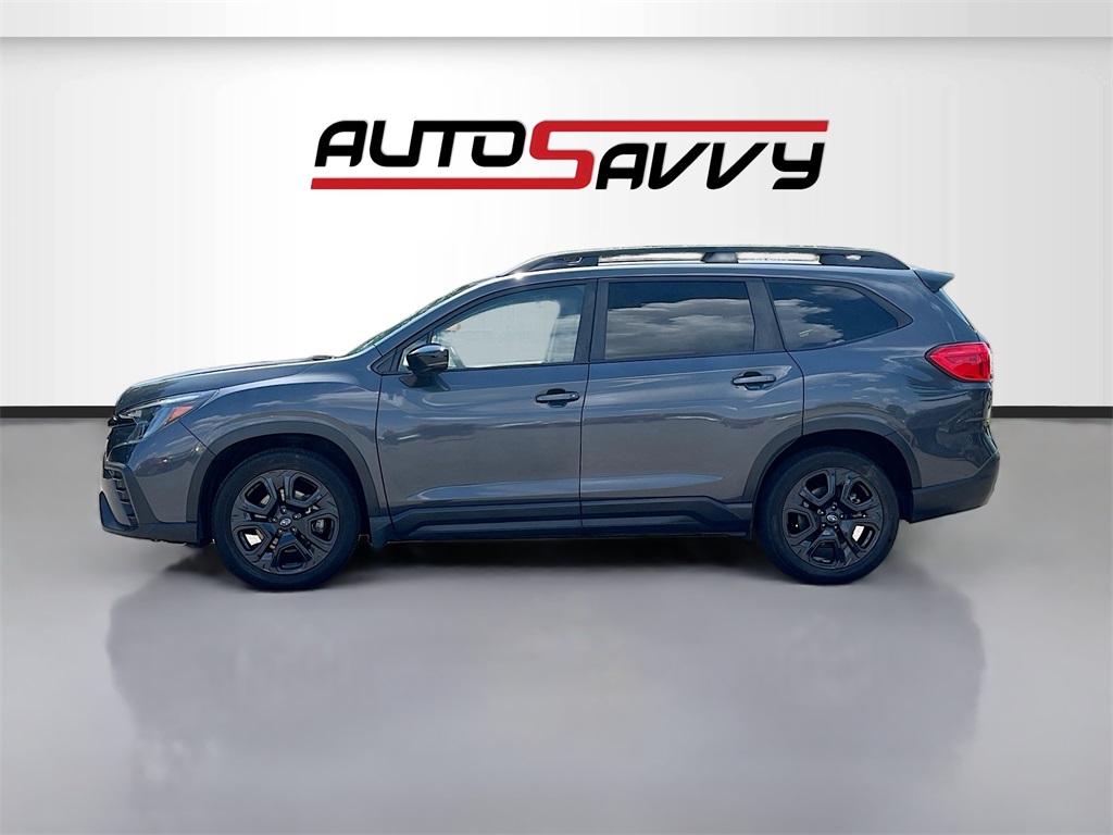 2024 Subaru Ascent Onyx Edition photo 2