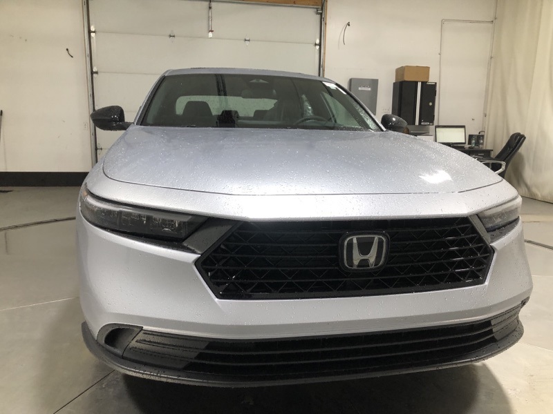 2025 Honda Accord Hybrid Sport photo 2
