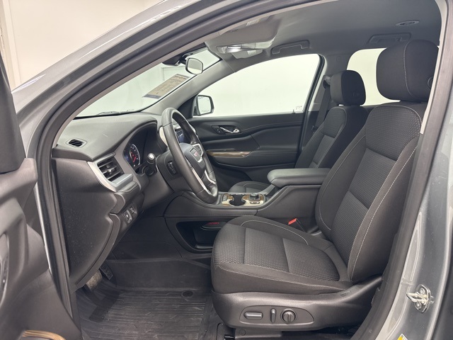 used 2023 GMC Acadia car, priced at $28,988