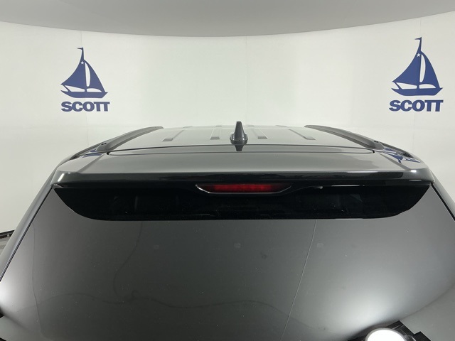 used 2021 Jeep Grand Cherokee car, priced at $23,998