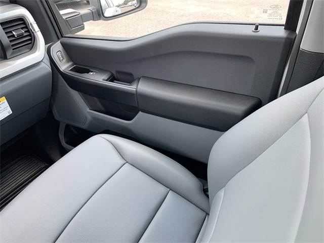 2025 Oxford White Ford Super Duty F-350 DRW XL 4X4 Truck