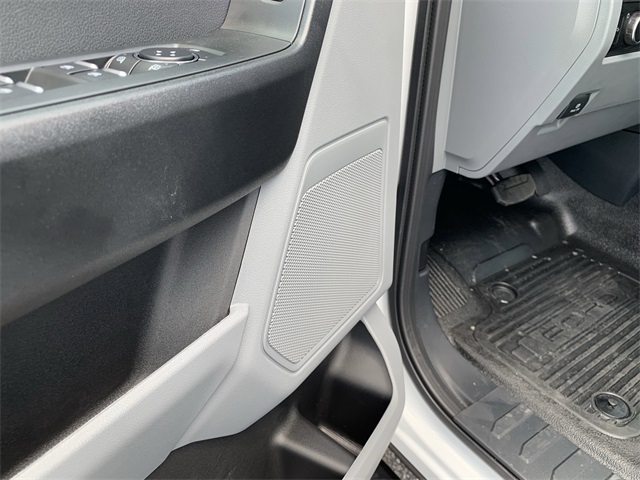 2025 Oxford White Ford Super Duty F-350 DRW XL 4X4 Truck