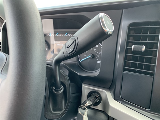2025 Oxford White Ford Super Duty F-350 DRW XL 4X4 Truck