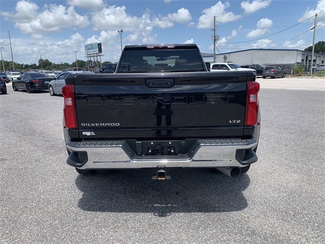2022 Mosaic Black Metallic Chevrolet Silverado 3500HD LTZ 4X4 Truck