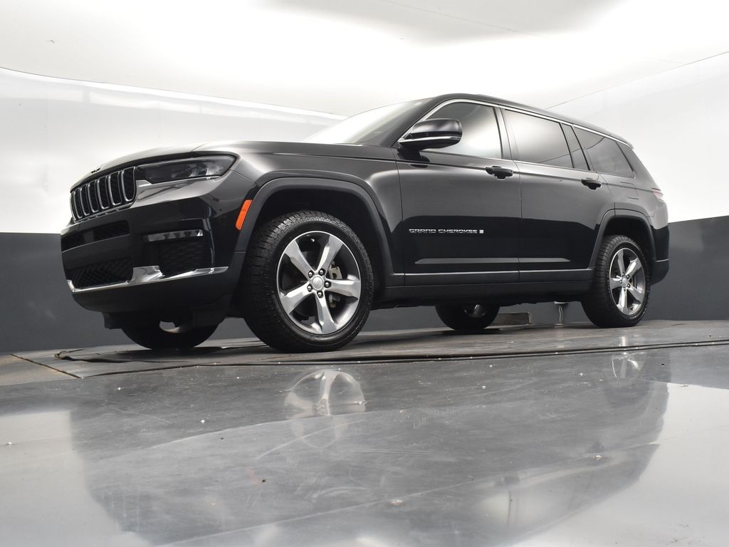 2021 Diamond Black Crystal Pearlcoat Jeep Grand Cherokee L Limited 4X4 SUV