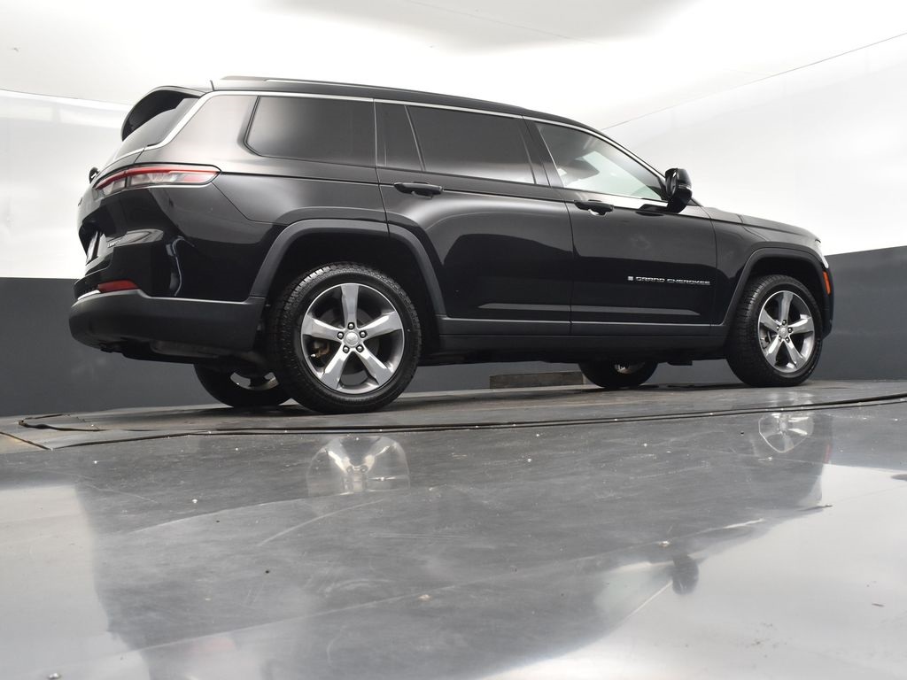 2021 Diamond Black Crystal Pearlcoat Jeep Grand Cherokee L Limited 4X4 SUV