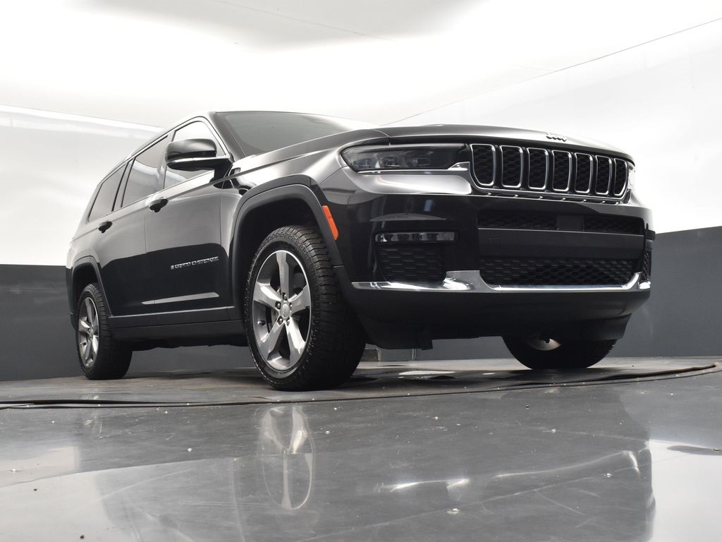 2021 Diamond Black Crystal Pearlcoat Jeep Grand Cherokee L Limited 4X4 SUV