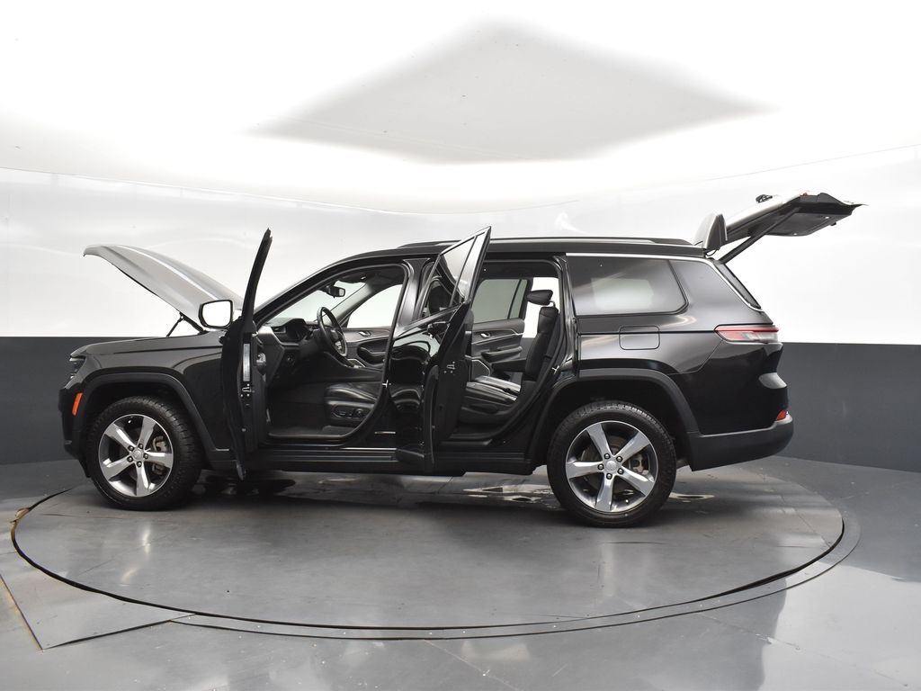 2021 Diamond Black Crystal Pearlcoat Jeep Grand Cherokee L Limited 4X4 SUV
